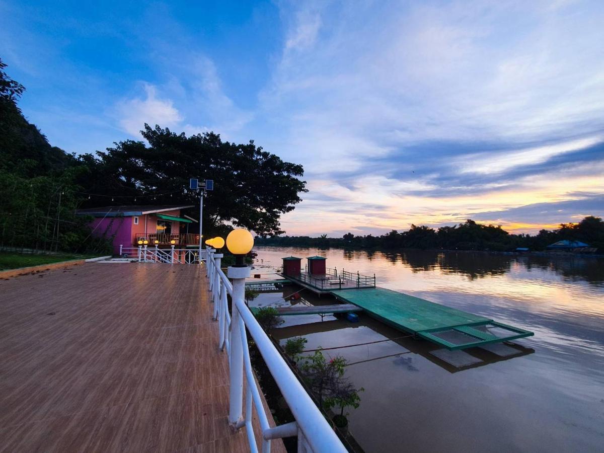 Golden Dragon Kanchanaburi Exterior photo