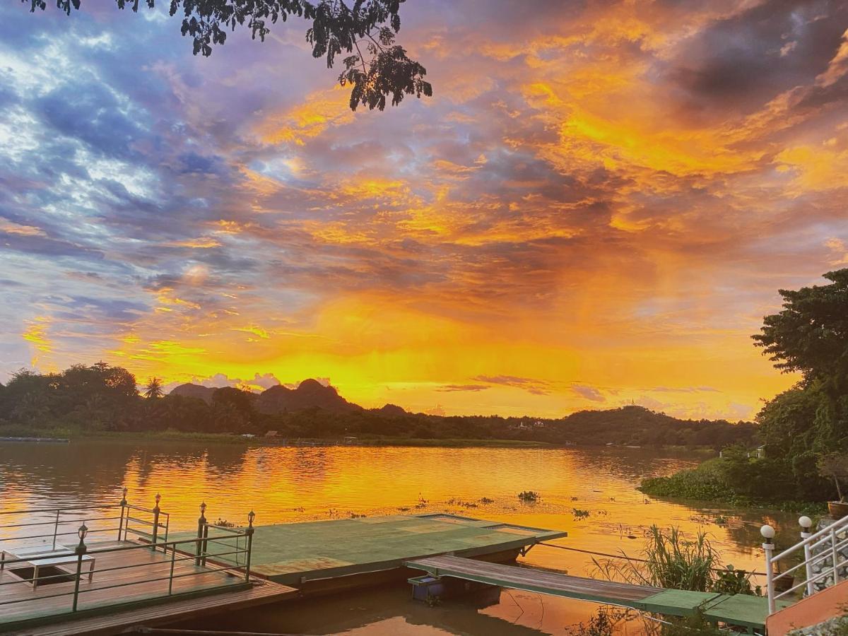 Golden Dragon Kanchanaburi Exterior photo